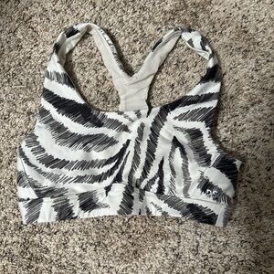 Stylish Zebra Print Sports Bra